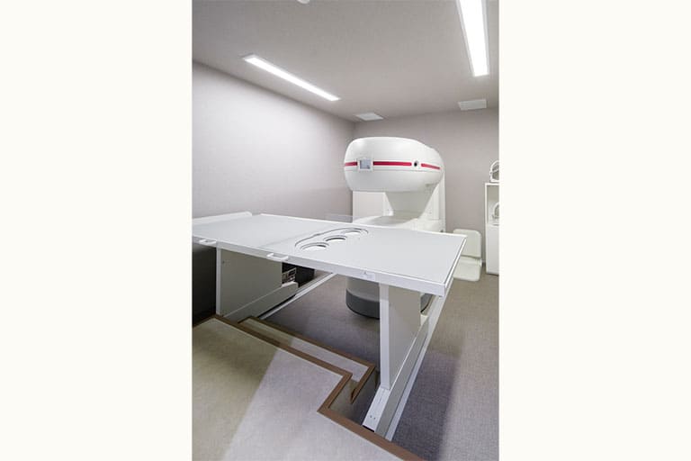 MRI